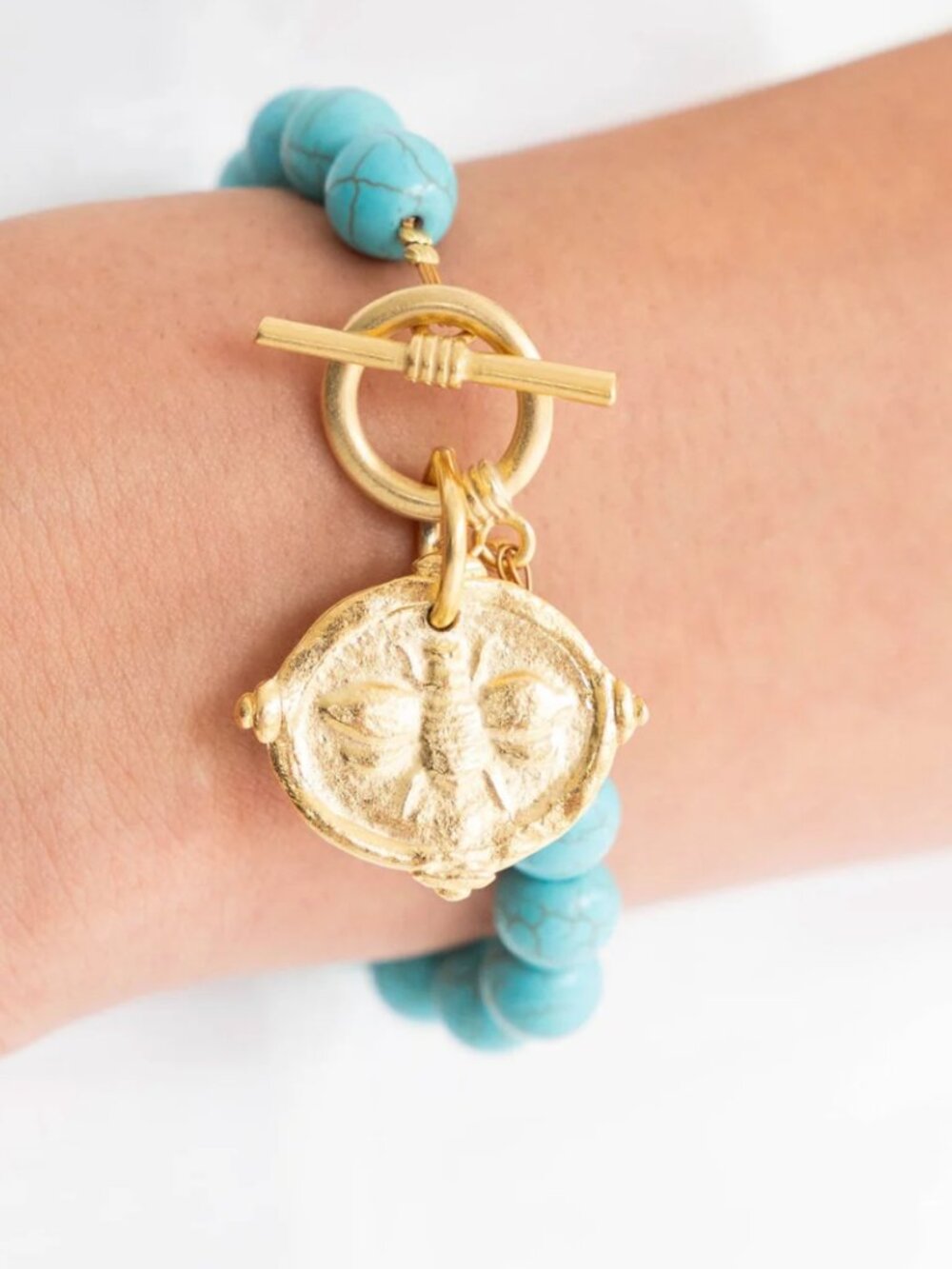 Susan Shaw Bee Intaglio Bracelet 24K Gold Plate Turquoise Toggle